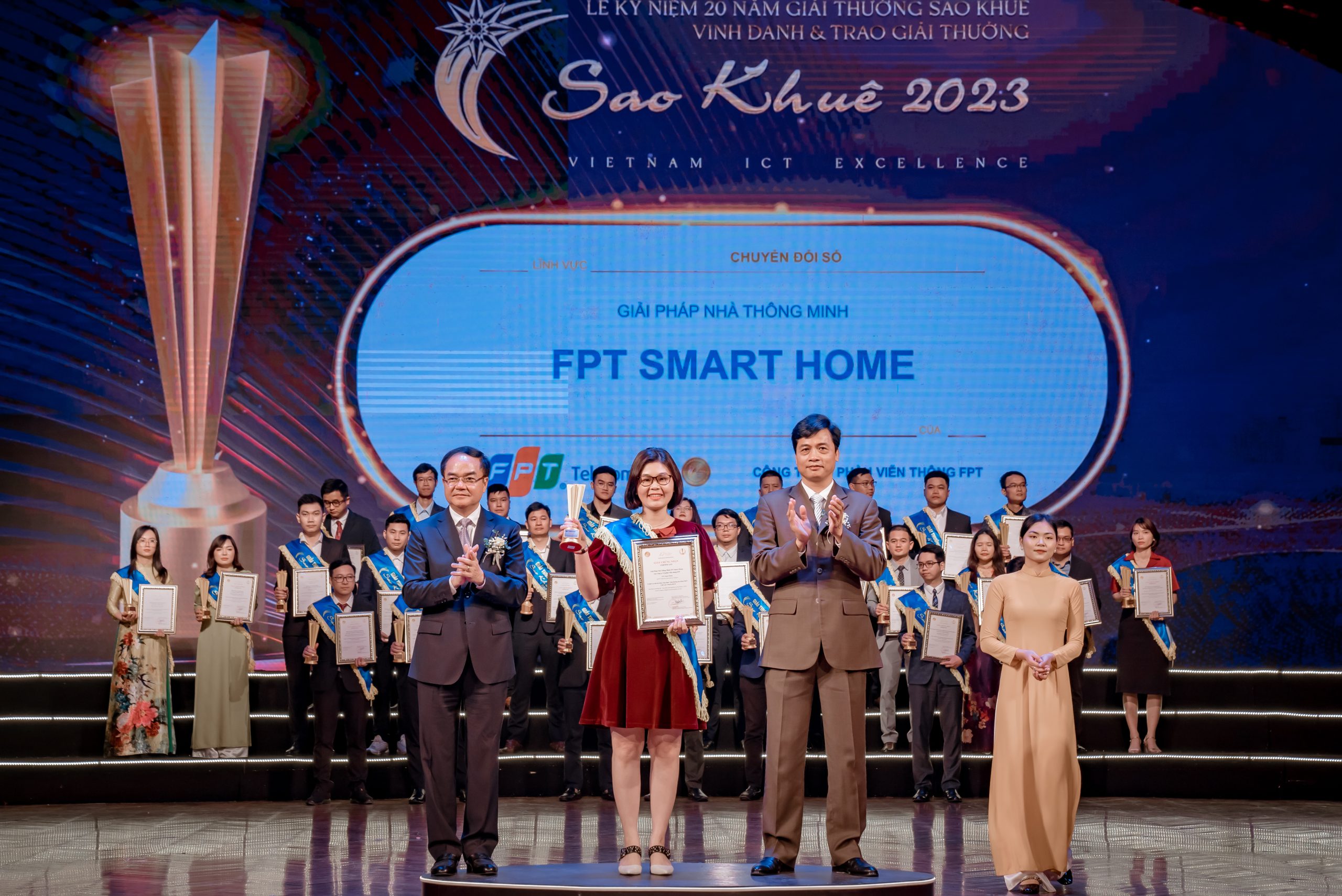giải thưởng FPT Smart home