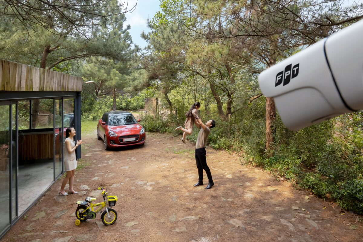 lắp đặt camera fpt hóc môn