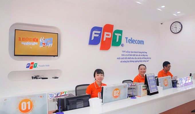 nhan vien cua hang fpt telecom 2 Nhan Vien Cua Hang Fpt Telecom 2