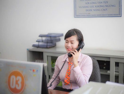 nhan vien cua hang fpt telecom 3 Nhan Vien Cua Hang Fpt Telecom 3