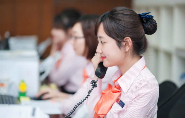 Nhan Vien Cua Hang Fpt Telecom 5